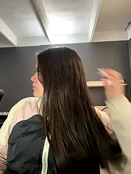 Camila Duarte2 online show from 12/03/25, 12:36