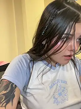 Camila Duarte2 online show from 04/30/26, 08:57