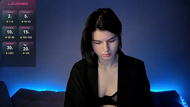 Snapshot of lololozhechka chatting on 12/13/25, 08:25 lololozhechka online show from 12/13/25, 08:25