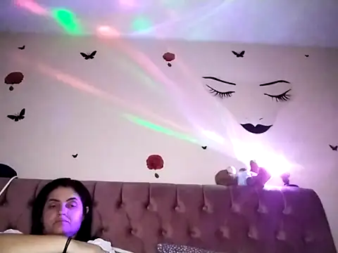 Snapshot of gini92 chatting on 12/03/25, 07:23 gini92 online show from 12/03/25, 07:23