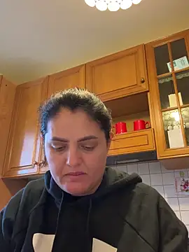 Snapshot of gini92 chatting on 02/09/26, 07:23 gini92 online show from 02/09/26, 07:23