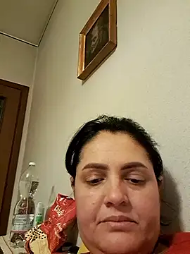 Snapshot of gini92 chatting on 02/09/26, 07:40 gini92 online show from 02/09/26, 07:40