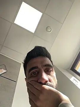 Snapshot of Ghost-Zero chatting on 03/07/26, 10:45 Ghost-Zero online show from 03/07/26, 10:45