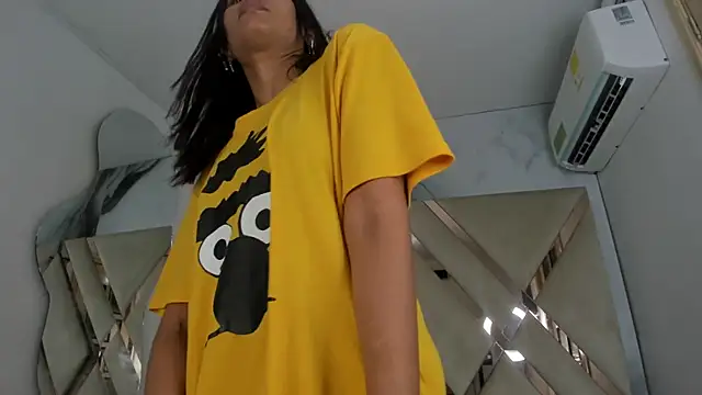 Snapshot of Ladymadinght chatting on 02/14/26, 01:41 Ladymadinght online show from 02/14/26, 01:41