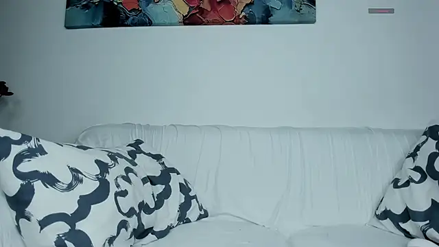 Snapshot of blueberry______ chatting on 02/15/26, 05:48 blueberry online show from 02/15/26, 05:48