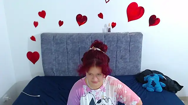 hottie couplee online show from 06/11/26, 11:47