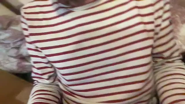 Snapshot of CBT-Sounding chatting on 12/15/25, 04:55 CBT-Sounding online show from 12/15/25, 04:55