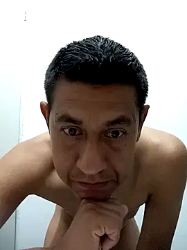 Snapshot of cachorrosexmex chatting on 04/05/26, 02:53 cachorrosexmex online show from 04/05/26, 02:53