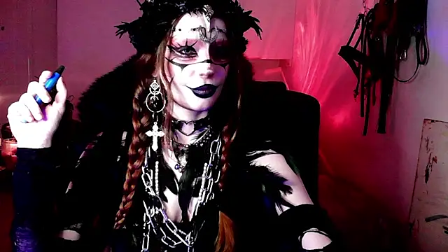 Snapshot of EmpressMorrigan chatting on 01/13/26, 01:27 EmpressMorrigan online show from 01/13/26, 01:27