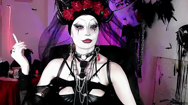 Snapshot of EmpressMorrigan chatting on 03/14/26, 11:26 EmpressMorrigan online show from 03/14/26, 11:26