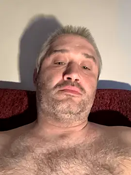 Snapshot of Olomoucak1982 chatting on 04/22/26, 05:36 Olomoucak1982 online show from 04/22/26, 05:36