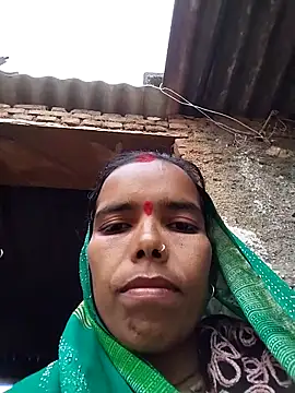 Snapshot of Chetna_sharma chatting on 12/21/25, 11:06 Chetna sharma online show from 12/21/25, 11:06