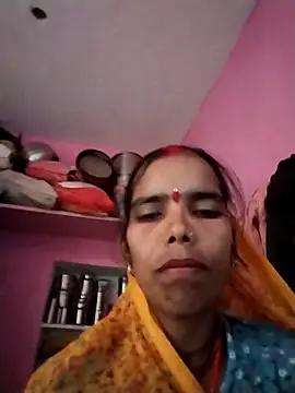 Snapshot of Chetna_sharma chatting on 12/23/25, 09:29 Chetna sharma online show from 12/23/25, 09:29