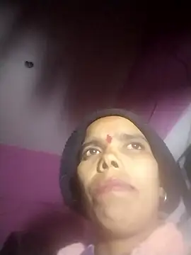 Snapshot of Chetna_sharma chatting on 01/12/26, 05:18 Chetna sharma online show from 01/12/26, 05:18