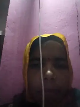 Snapshot of Chetna_sharma chatting on 01/16/26, 12:47 Chetna sharma online show from 01/16/26, 12:47