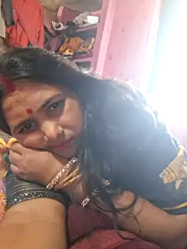 Your-shreya143 online show from 05/10/26, 08:08