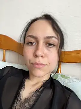 Snapshot of MonicaMercer chatting on 05/21/26, 07:26 MonicaMercer online show from 05/21/26, 07:26