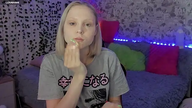 Gina Gina love online show from 06/19/26, 03:22