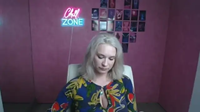 Snapshot of Melodie_Aster chatting on 03/21/26, 08:19 Melodie Aster online show from 03/21/26, 08:19