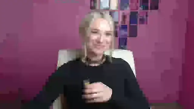 Snapshot of Melodie_Aster chatting on 04/02/26, 11:41 Melodie Aster online show from 04/02/26, 11:41