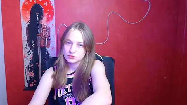 Snapshot of Katie_Rosiee chatting on 12/15/25, 09:35 Katie Rosiee online show from 12/15/25, 09:35