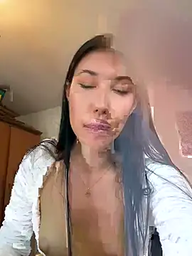 Snapshot of Isabella_Fontanaa chatting on 07/18/26, 11:36 Isabella Fontanaa online show from 07/18/26, 11:36