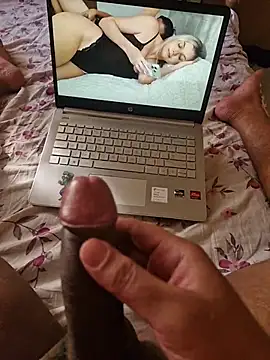 Snapshot of ragnar_steamy chatting on 01/18/26, 09:46 ragnar steamy online show from 01/18/26, 09:46