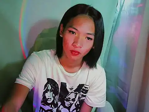 Snapshot of msrubyx chatting on 12/17/25, 02:39 msrubyx online show from 12/17/25, 02:39