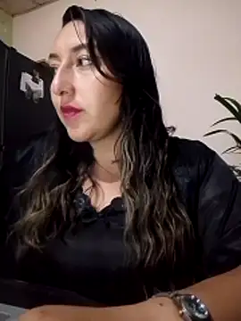 Snapshot of Valeria_montana_ chatting on 04/17/26, 12:02 Valeria montana online show from 04/17/26, 12:02
