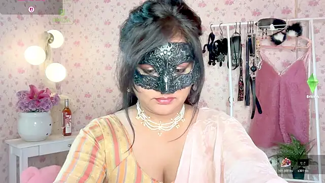 Snapshot of Arielyn_009 chatting on 01/16/26, 12:20 Arielyn 009 online show from 01/16/26, 12:20