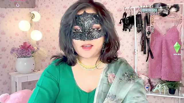 Snapshot of Arielyn_009 chatting on 01/17/26, 01:05 Arielyn 009 online show from 01/17/26, 01:05