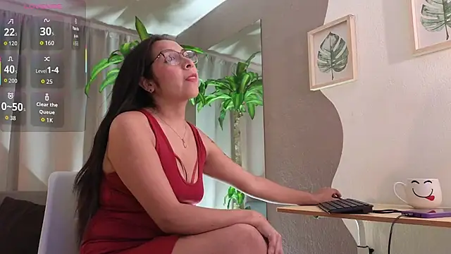 Snapshot of Saly_Moon1 chatting on 12/04/25, 07:22 Saly Moon1 online show from 12/04/25, 07:22