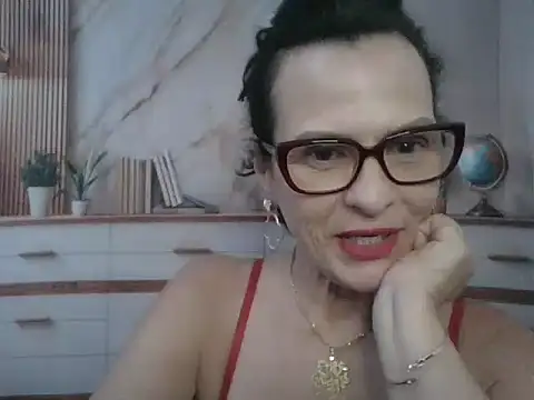 Snapshot of Luna-Hot0802 chatting on 01/15/26, 12:10 Luna-Hot0802 online show from 01/15/26, 12:10