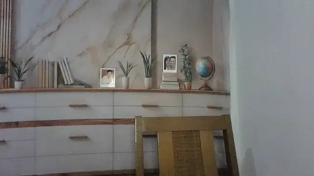 Snapshot of Luna-Hot0802 chatting on 03/28/26, 08:41 Luna-Hot0802 online show from 03/28/26, 08:41