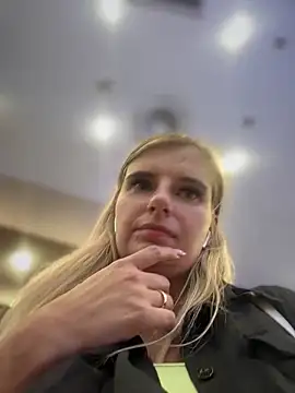 Betsy online show from 02/01/25, 12:37