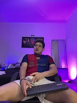 williamsmiiths16 online show from 05/16/26, 11:42
