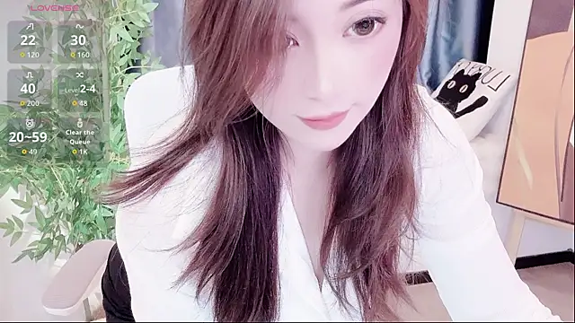 Snapshot of Lyly-zz chatting on 01/12/26, 02:50 Lyly-zz online show from 01/12/26, 02:50