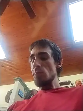 Snapshot of bigjohnson2914 chatting on 12/17/25, 06:36 bigjohnson2914 online show from 12/17/25, 06:36