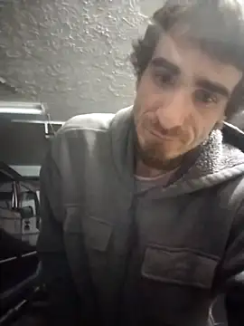 Snapshot of bigjohnson2914 chatting on 12/23/25, 07:28 bigjohnson2914 online show from 12/23/25, 07:28