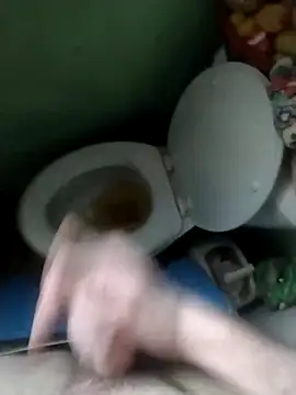 Snapshot of bigjohnson2914 chatting on 02/27/26, 10:43 bigjohnson2914 online show from 02/27/26, 10:43