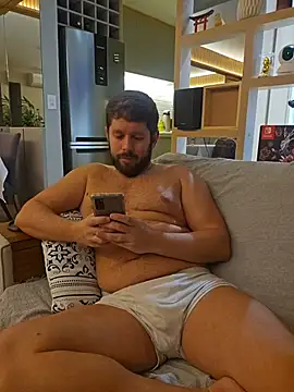 Snapshot of RipMyUnderwear chatting on 05/08/26, 01:00 RipMyUnderwear online show from 05/08/26, 01:00