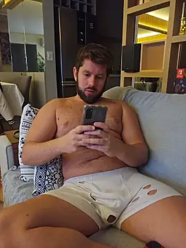 Snapshot of RipMyUnderwear chatting on 05/10/26, 11:10 RipMyUnderwear online show from 05/10/26, 11:10