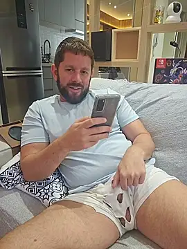 Snapshot of RipMyUnderwear chatting on 06/08/26, 02:06 RipMyUnderwear online show from 06/08/26, 02:06