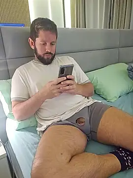 Snapshot of RipMyUnderwear chatting on 06/17/26, 12:24 RipMyUnderwear online show from 06/17/26, 12:24