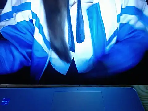 Snapshot of maian_love chatting on 02/22/26, 07:45 maian love online show from 02/22/26, 07:45