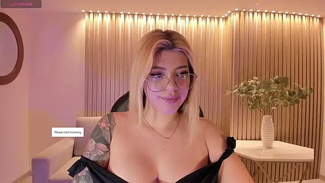 MadisonKane online show from 06/15/26, 11:12