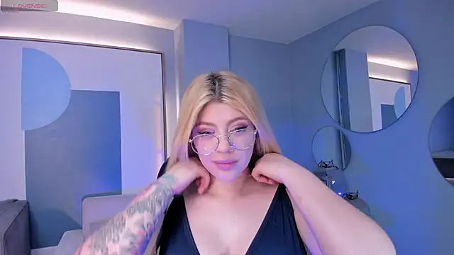 MadisonKane online show from 06/21/26, 11:13