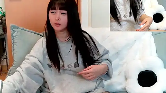 Snapshot of yuna_24 chatting on 03/05/26, 07:26 yuna 24 online show from 03/05/26, 07:26