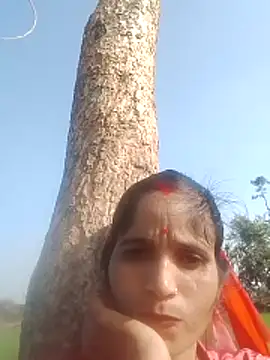 Snapshot of rashi_73 chatting on 12/15/25, 09:13 rashi 73 online show from 12/15/25, 09:13