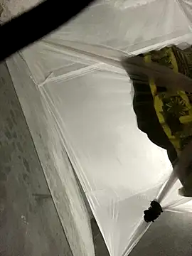 Snapshot of Wendy-babyy chatting on 12/16/25, 04:45 Wendy-babyy online show from 12/16/25, 04:45